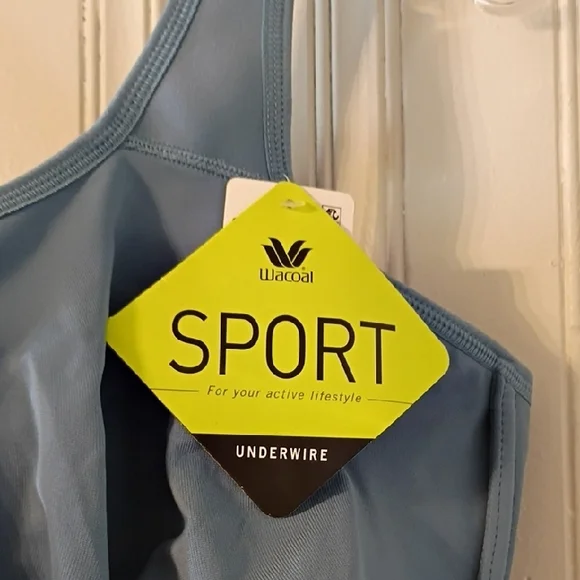 Wacoal Light Blue Sports Bra - Picture 3 of 6